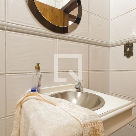 Casa à venda com 350m², 3 quartos e 4 vagasLavabo