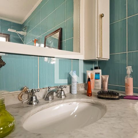 Casa à venda com 350m², 3 quartos e 4 vagasBanheiro da Suíte 2