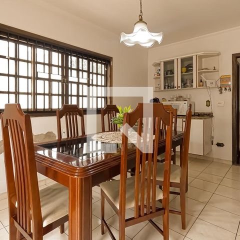Casa à venda com 350m², 3 quartos e 4 vagasCozinha