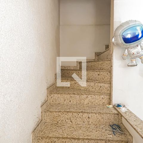 Casa à venda com 350m², 3 quartos e 4 vagasSala