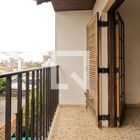 Casa à venda com 350m², 3 quartos e 4 vagasVaranda da Suíte 1