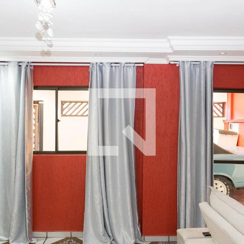 Casa à venda com 450m², 3 quartos e 3 vagasSala de Estar