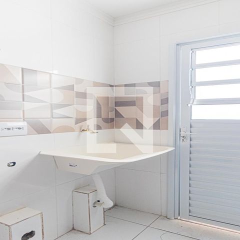 Apartamento à venda com 29m², 1 quarto e sem vaga Apartamento à venda com 29m², 1 quarto e sem vagaÁrea de Serviço