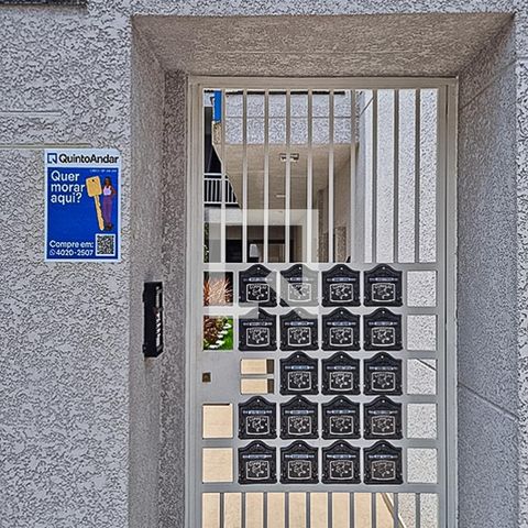 Apartamento à venda com 29m², 1 quarto e sem vaga Apartamento à venda com 29m², 1 quarto e sem vagaFachada com Plaquinha