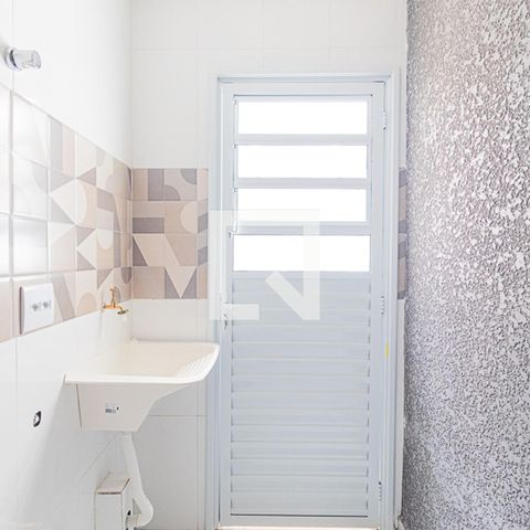 Apartamento à venda com 29m², 1 quarto e sem vaga Apartamento à venda com 29m², 1 quarto e sem vagaÁrea de Serviço