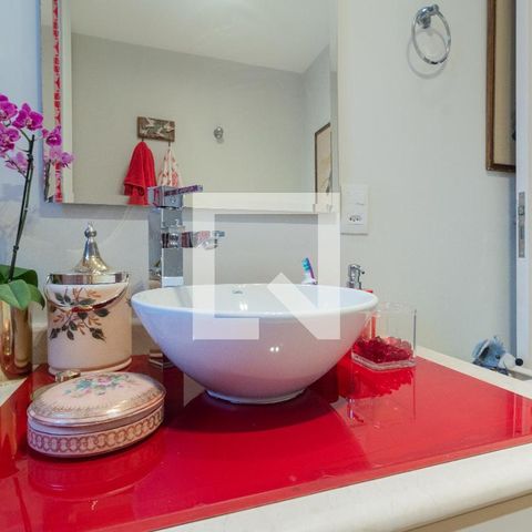 Apartamento à venda com 100m², 3 quartos e 1 vagaSuíte - banheiro