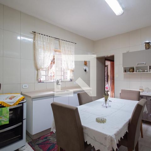 Casa à venda com 264m², 2 quartos e 4 vagasCozinha