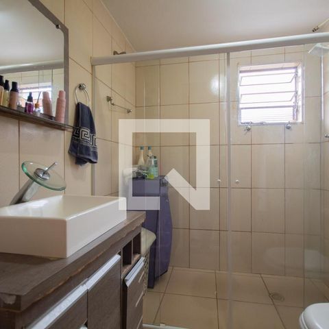 Casa à venda com 264m², 2 quartos e 4 vagasBanheiro