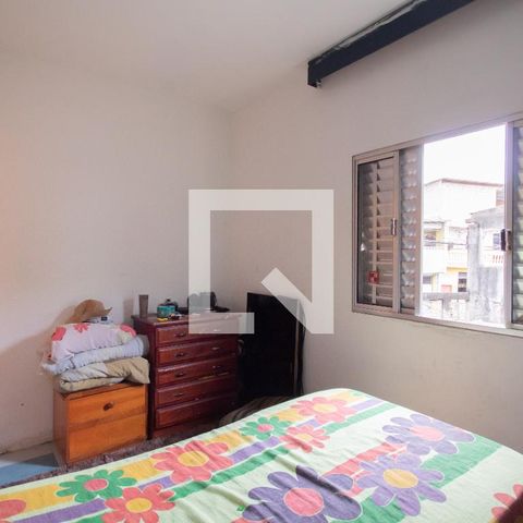 Casa à venda com 264m², 2 quartos e 4 vagasQuarto 2