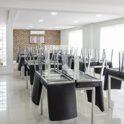 Apartamento à venda com 120m², 3 quartos e 2 vagas Apartamento à venda com 120m², 3 quartos e 2 vagasÁrea comum - Salão de festas