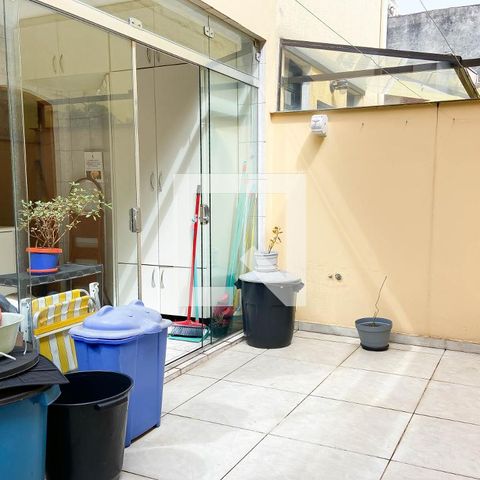 Casa à venda com 150m², 3 quartos e 2 vagasÁrea de Serviço