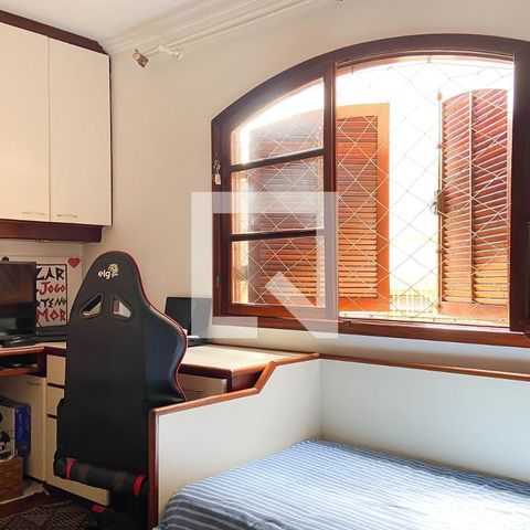 Casa à venda com 150m², 3 quartos e 2 vagasQuarto 2