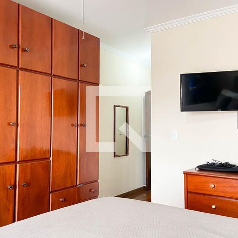 Casa à venda com 150m², 3 quartos e 2 vagasSuíte