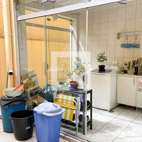 Casa à venda com 150m², 3 quartos e 2 vagasÁrea de Serviço