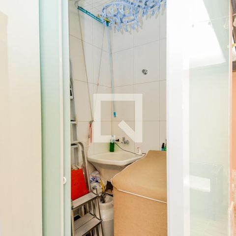 Casa à venda com 200m², 3 quartos e 4 vagasÁrea de Serviço