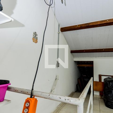 Casa à venda com 200m², 3 quartos e 4 vagasSótão 