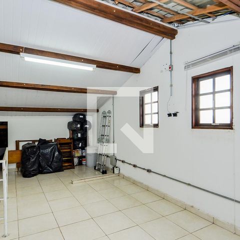 Casa à venda com 200m², 3 quartos e 4 vagasSótão 