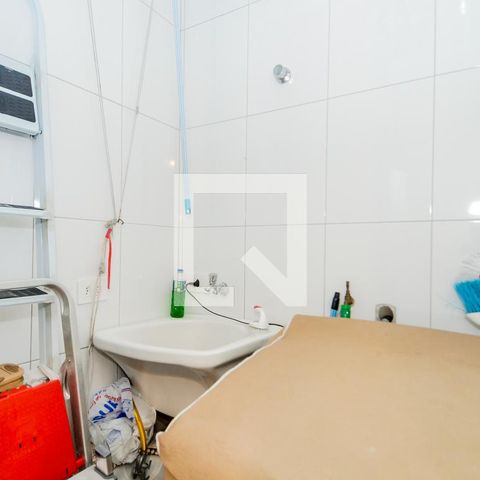 Casa à venda com 200m², 3 quartos e 4 vagasÁrea de Serviço