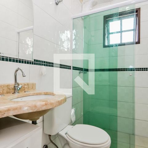 Casa à venda com 200m², 3 quartos e 4 vagasBanheiro da Suíte 1
