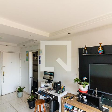 Apartamento à venda com 38m², 1 quarto e 1 vaga Apartamento à venda com 38m², 1 quarto e 1 vagaSala