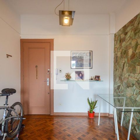 Apartamento à venda com 100m², 2 quartos e sem vagaHall de Entrada