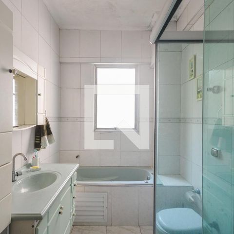 Apartamento à venda com 100m², 2 quartos e sem vagaBanheiro