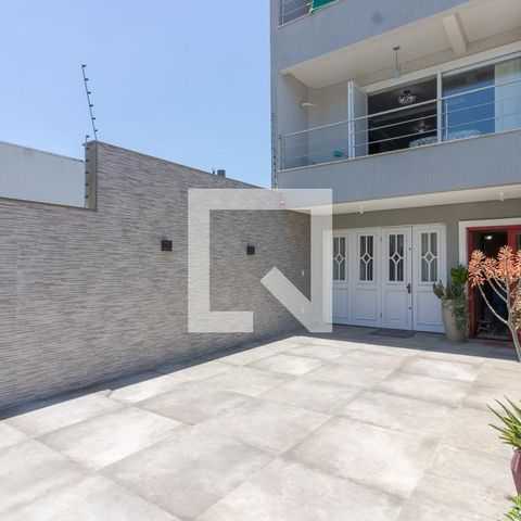 Casa para alugar com 395m², 4 quartos e 5 vagasÁrea Externa