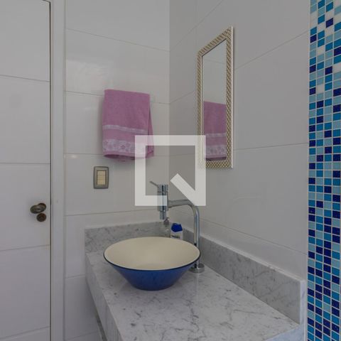 Casa para alugar com 395m², 4 quartos e 5 vagasBanheiro
