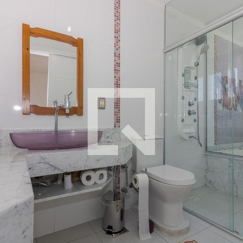 Casa para alugar com 395m², 4 quartos e 5 vagasQuarto Suíte - Banheiro