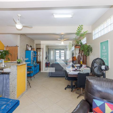 Casa para alugar com 395m², 4 quartos e 5 vagasGaragem/ Espaço Gourmet
