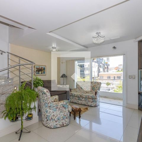 Casa para alugar com 395m², 4 quartos e 5 vagasSala