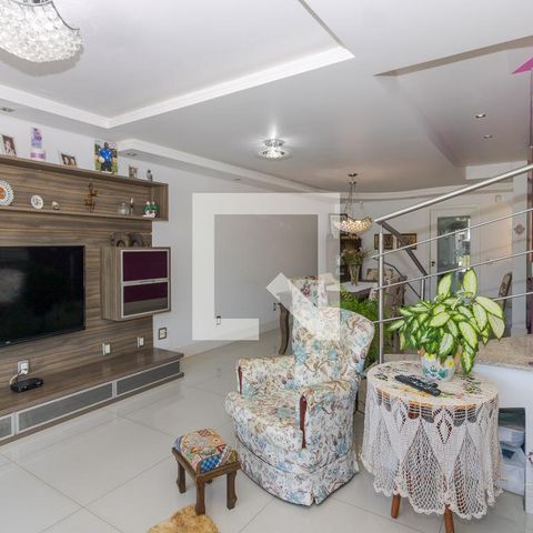 Casa para alugar com 395m², 4 quartos e 5 vagasSala