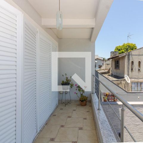 Casa para alugar com 395m², 4 quartos e 5 vagasSala - Sacada