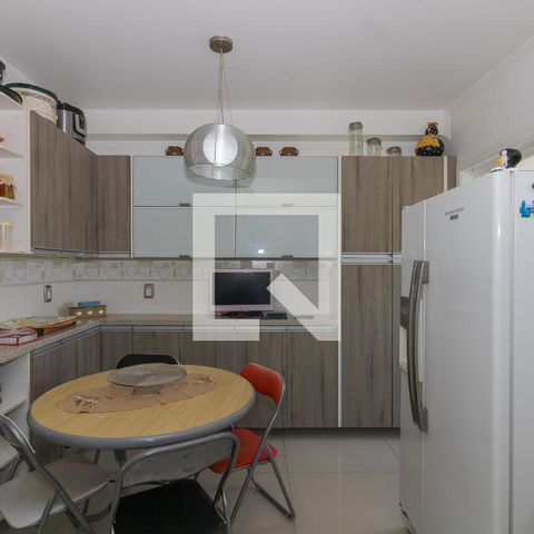 Casa para alugar com 395m², 4 quartos e 5 vagasCozinha