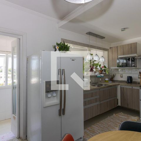 Casa para alugar com 395m², 4 quartos e 5 vagasCozinha