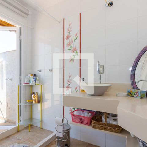 Casa para alugar com 395m², 4 quartos e 5 vagasQuarto Suíte 2 - Banheiro