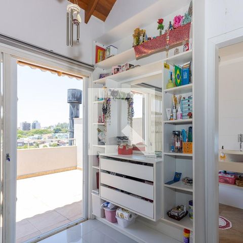 Casa para alugar com 395m², 4 quartos e 5 vagasQuarto Suíte 2 - Closet