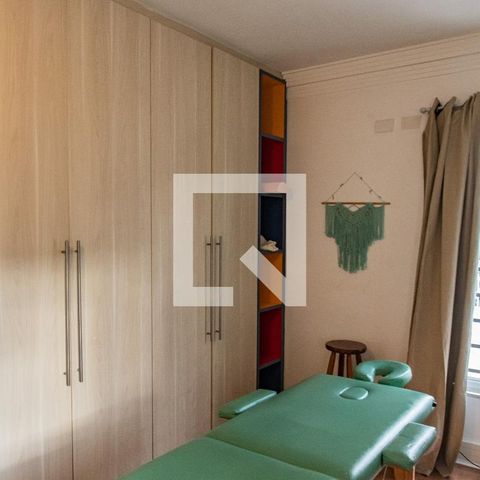 Casa à venda com 378m², 4 quartos e 3 vagas Casa à venda com 378m², 4 quartos e 3 vagasQuarto 2