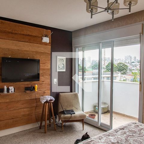 Casa à venda com 378m², 4 quartos e 3 vagas Casa à venda com 378m², 4 quartos e 3 vagasSuíte
