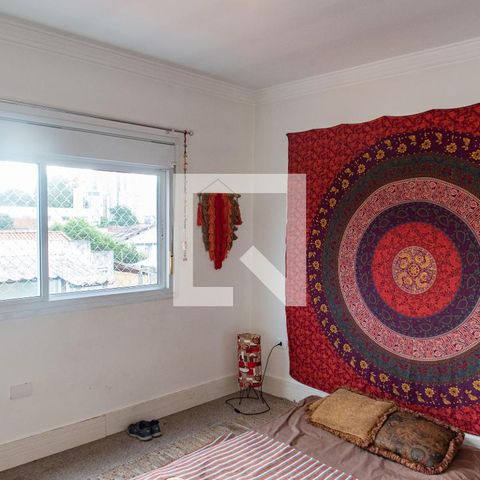 Casa à venda com 378m², 4 quartos e 3 vagas Casa à venda com 378m², 4 quartos e 3 vagasQuarto 1