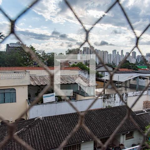 Casa à venda com 378m², 4 quartos e 3 vagas Casa à venda com 378m², 4 quartos e 3 vagasVista do quarto 1
