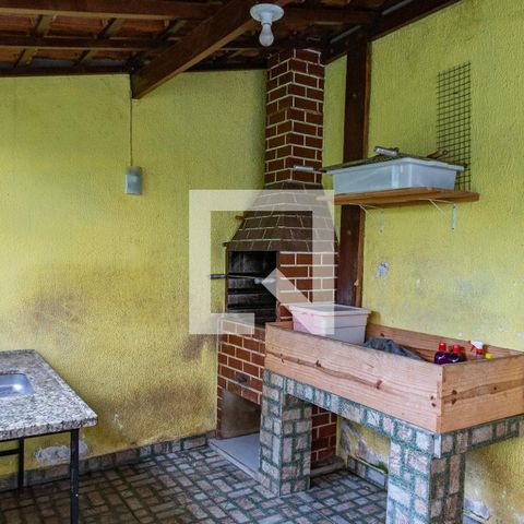 Casa à venda com 378m², 4 quartos e 3 vagas Casa à venda com 378m², 4 quartos e 3 vagasChurrasqueira