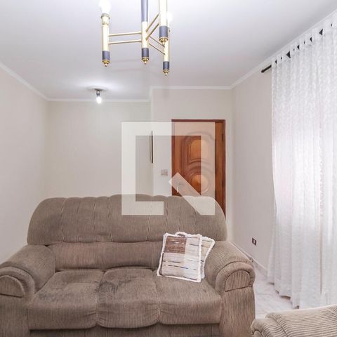 Casa à venda com 200m², 3 quartos e 3 vagasSala