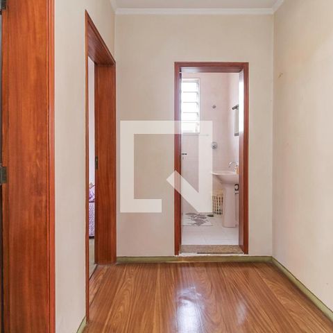Casa à venda com 200m², 3 quartos e 3 vagasHall dos Dormitórios