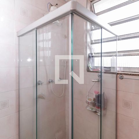 Casa à venda com 200m², 3 quartos e 3 vagasBanheiro 3