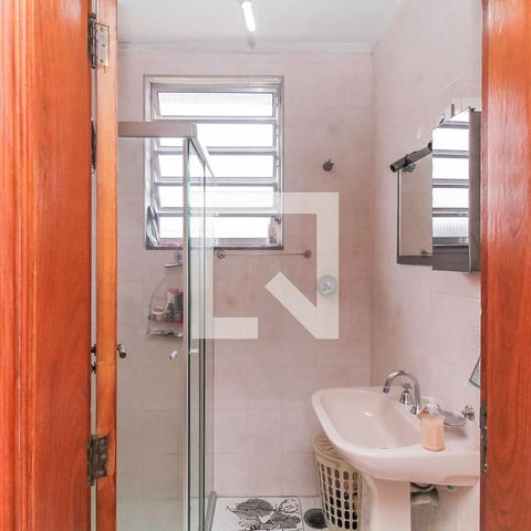 Casa à venda com 200m², 3 quartos e 3 vagasBanheiro 3