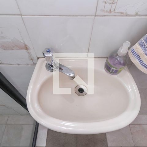 Casa à venda com 200m², 3 quartos e 3 vagasBanheiro 2