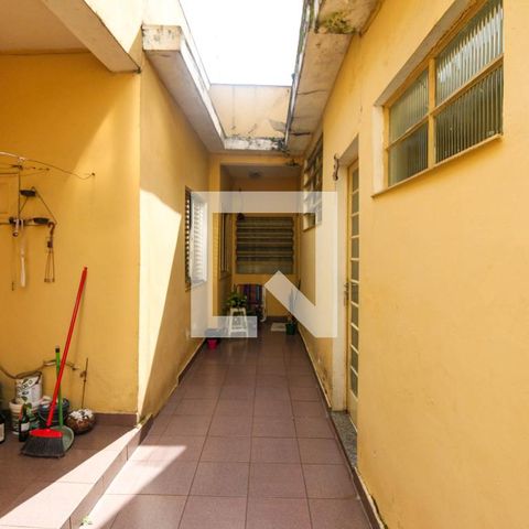 Casa à venda com 200m², 3 quartos e 3 vagasÁrea externa