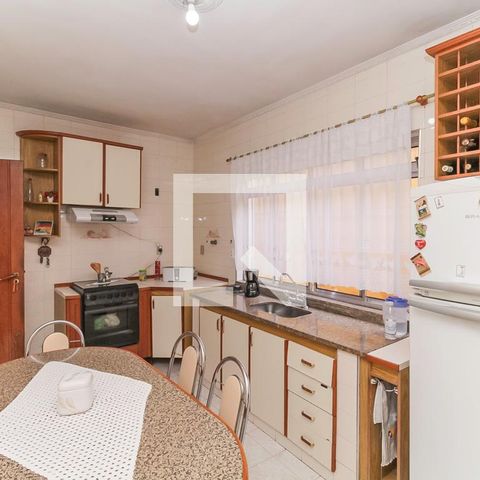 Casa à venda com 200m², 3 quartos e 3 vagasCozinha