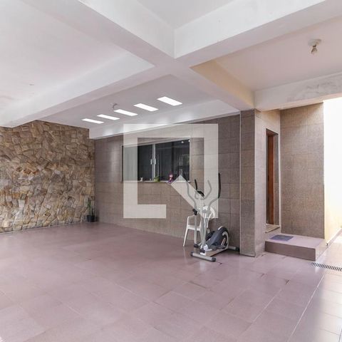 Casa à venda com 200m², 3 quartos e 3 vagasGaragem